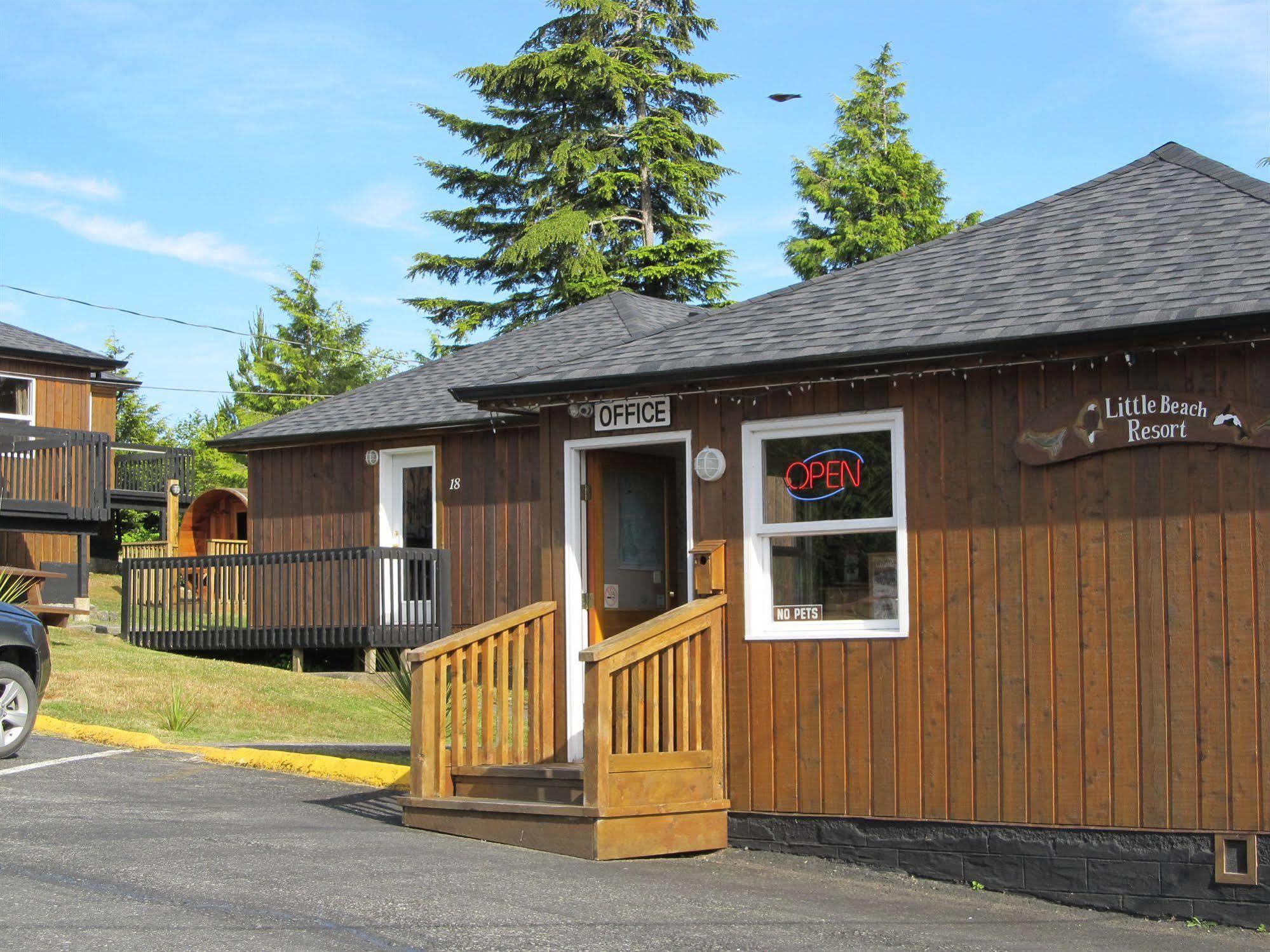 Little Beach Resort Ucluelet Bagian luar foto
