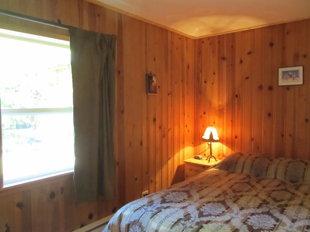 Little Beach Resort Ucluelet Bagian luar foto